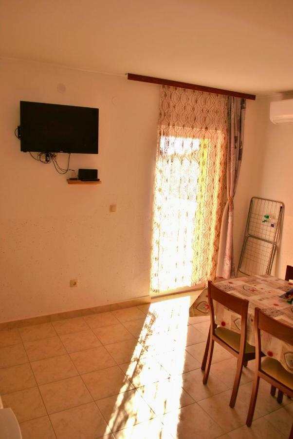 Bambolina I Zala * Vodice